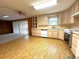 204 Floyd Golden Cir - Photo 4