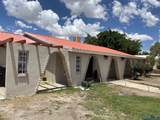 404 Yucca - Photo 1