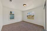 1008 Summit St - Photo 14