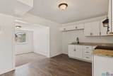 1008 Summit St - Photo 2