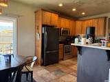 1916 Hali Ln - Photo 11