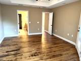 2104 Mockingbird Ln - Photo 16