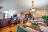 1011 Seneca Ln - Photo 6
