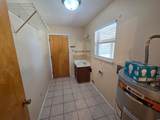 802 Hall Dr - Photo 18