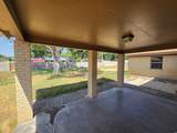 802 Hall Dr - Photo 21