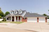 3920 Springwood Dr - Photo 2