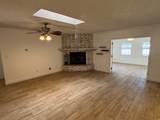 713 Garden Pl - Photo 3