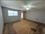 801 Avenue C - Photo 6