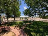 9 Queens Ln - Photo 5