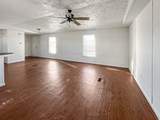 417 Tyler - Photo 2