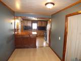 1131 Dwyer Avenue - Photo 18