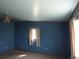 1131 Dwyer Avenue - Photo 27