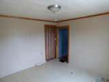 1131 Dwyer Avenue - Photo 33