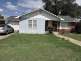 2625 Gidding - Photo 1