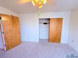 215 Montreal Avenue - Photo 12