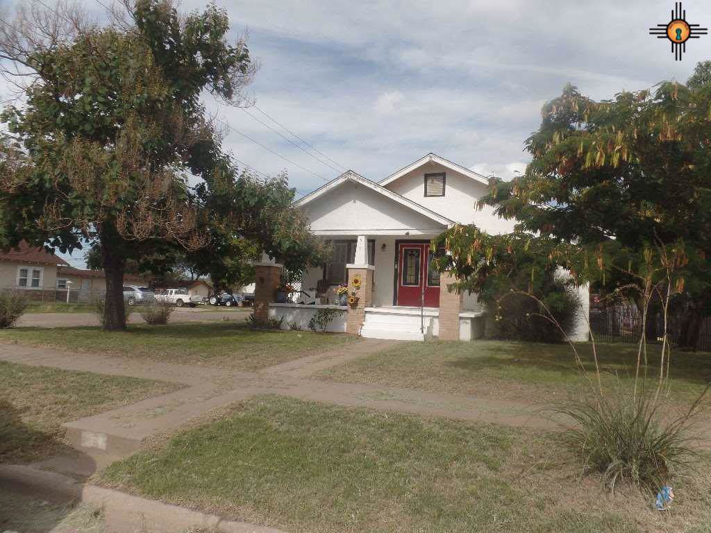 501 Avenue A - Photo 1