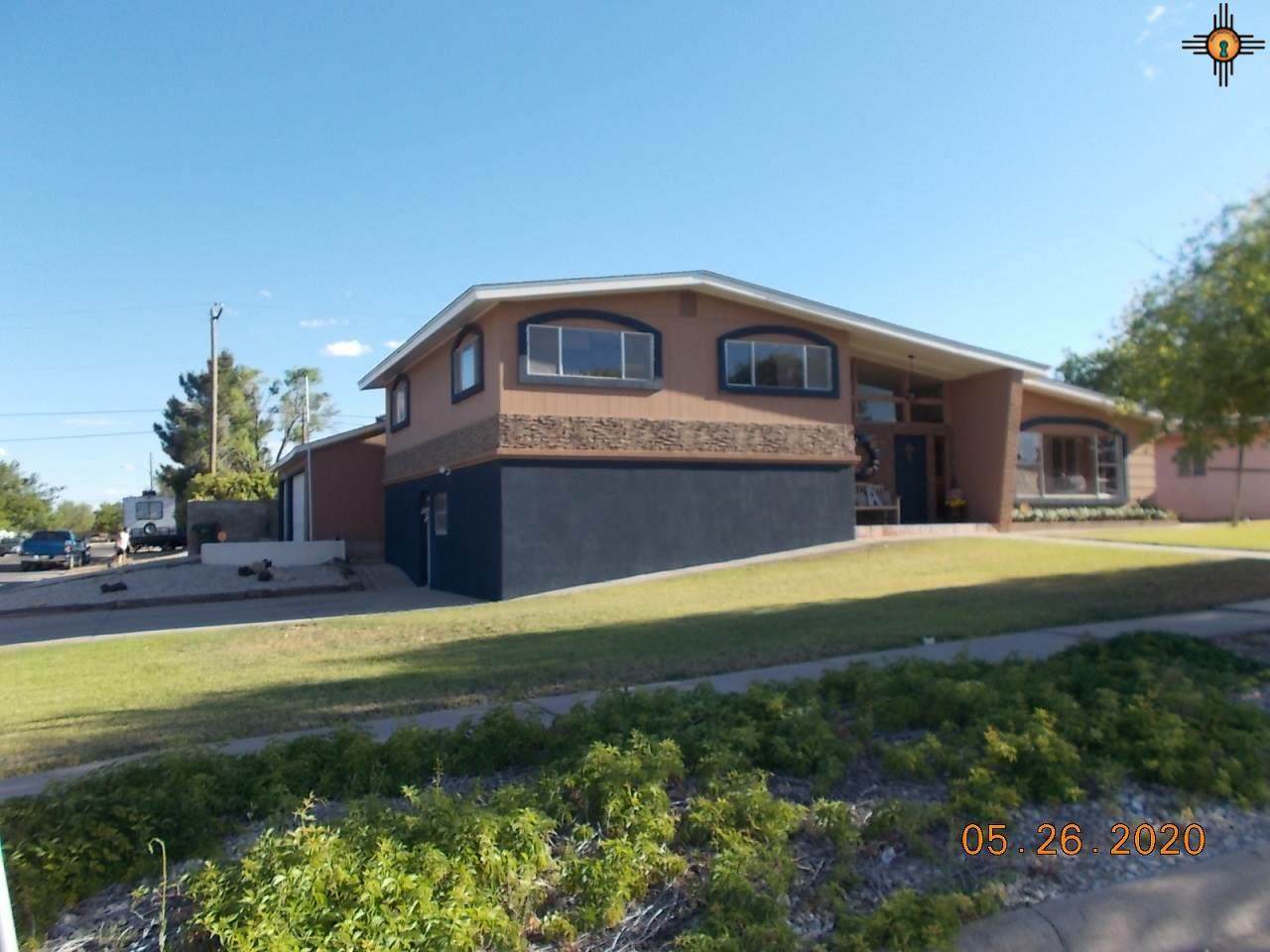 2911 Mountain View Drive - Photo 1