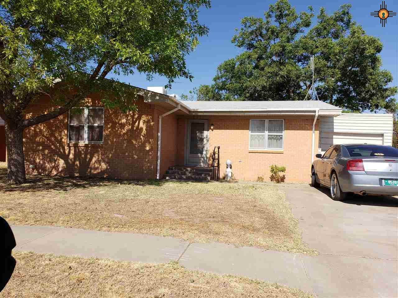 204 Globe Street - Photo 1