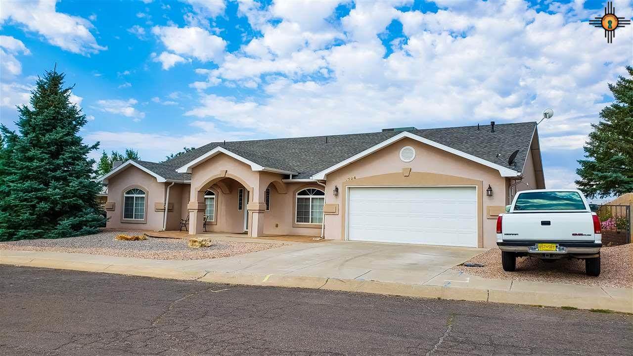 1704 Juniper Ct - Photo 1