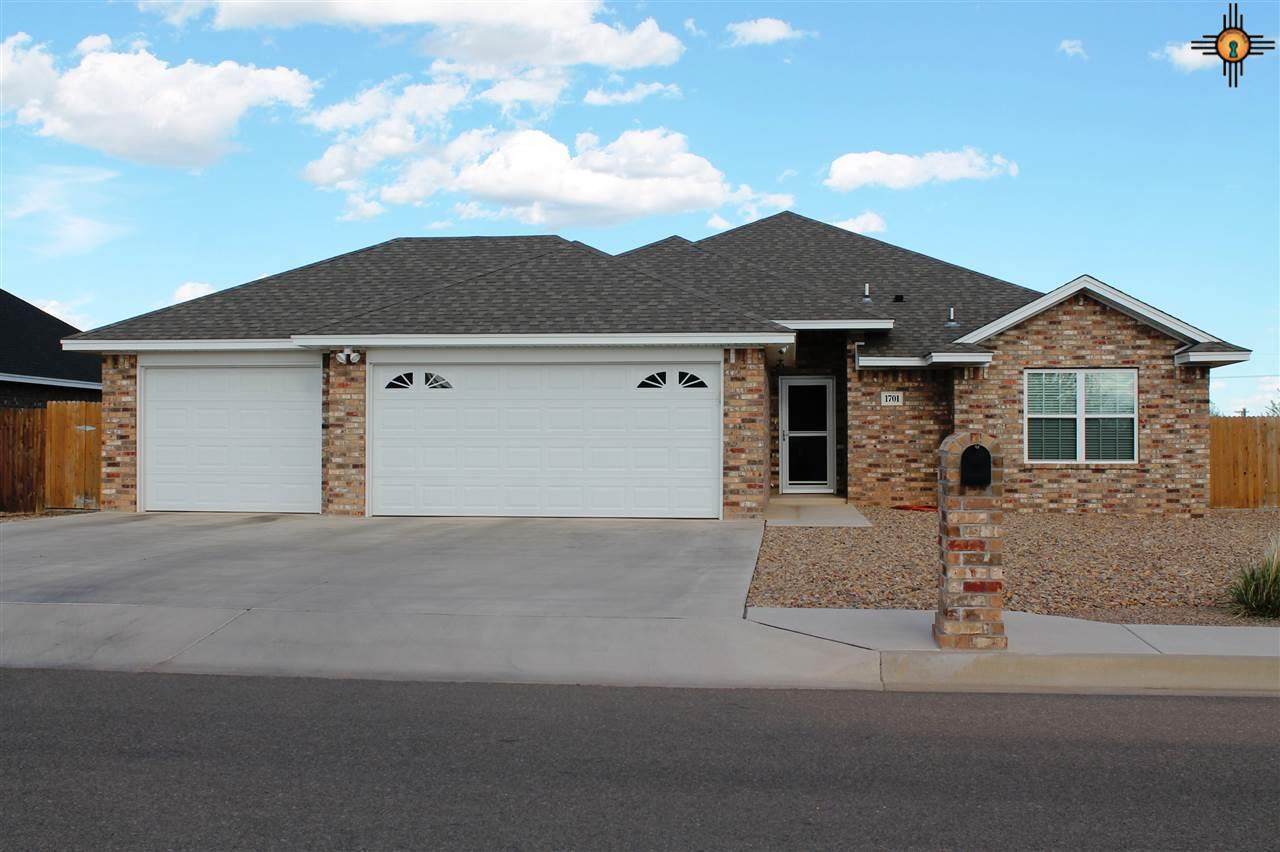 1701 Simmons St. - Photo 1