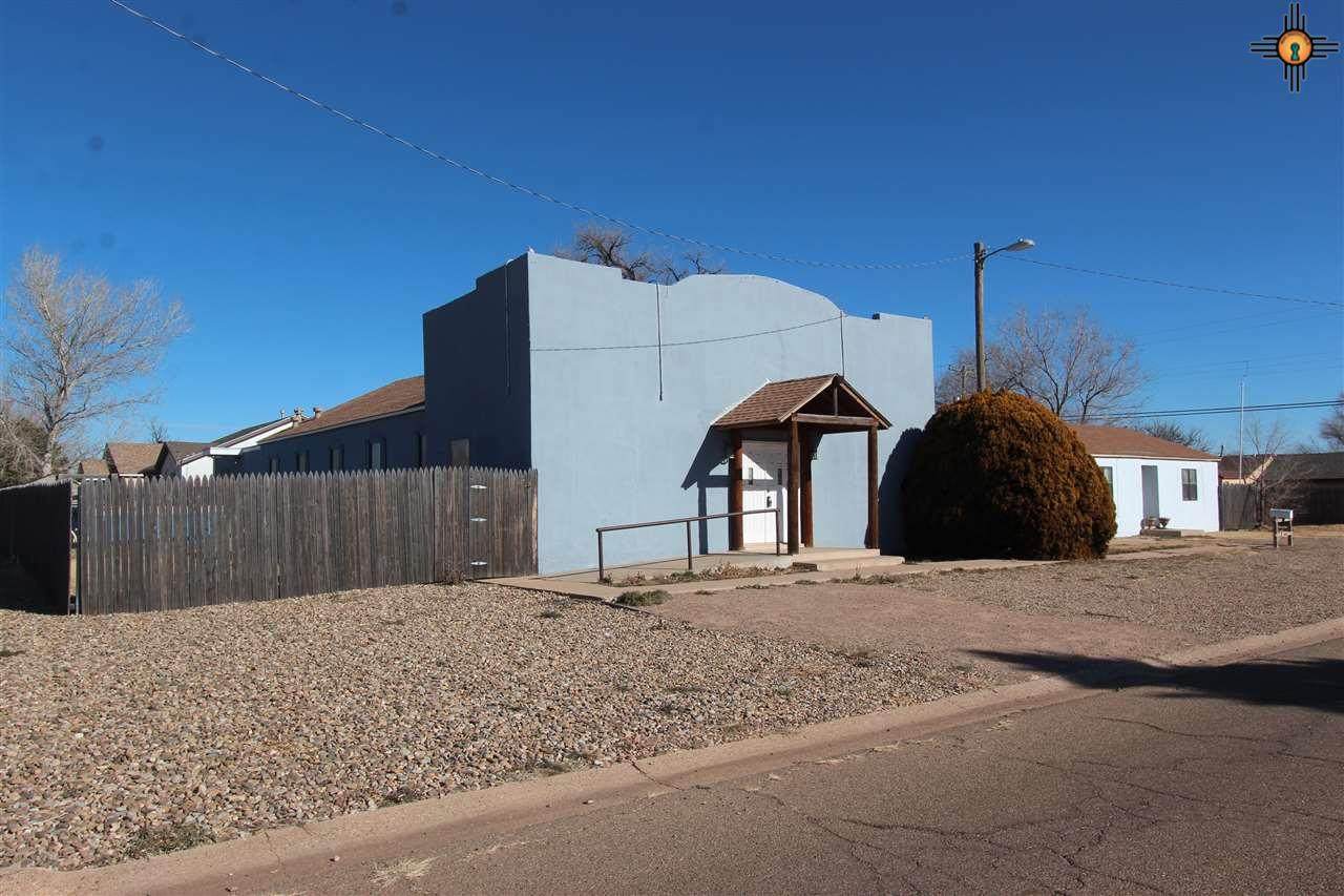 1101 Oak - Photo 1