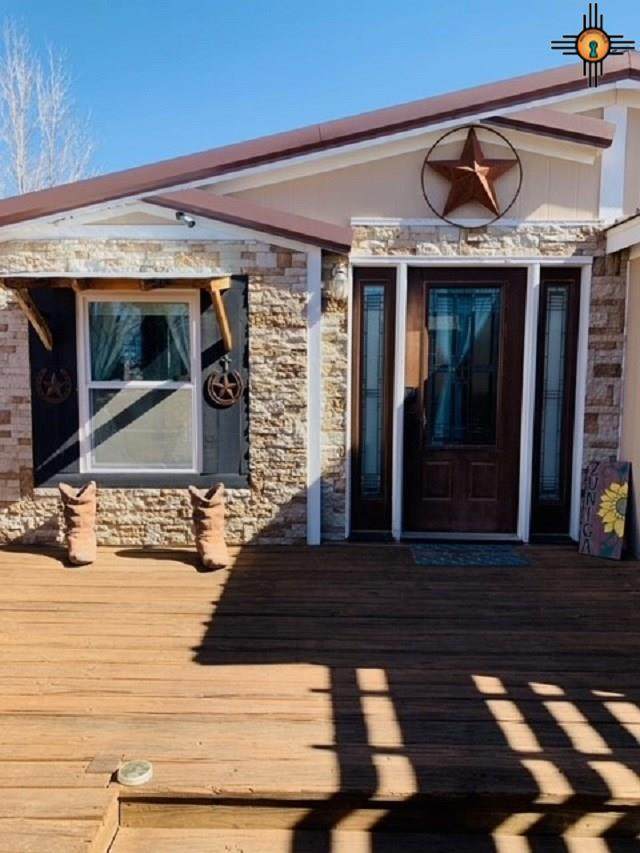 2318 Wildrose - Photo 1