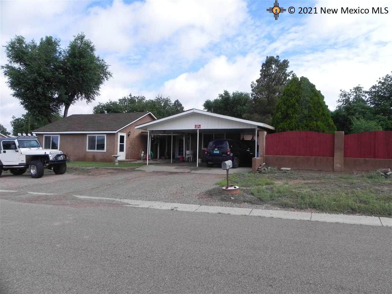 946 Avenue E - Photo 1