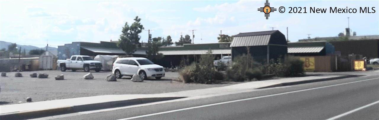 902 Date Street - Photo 1