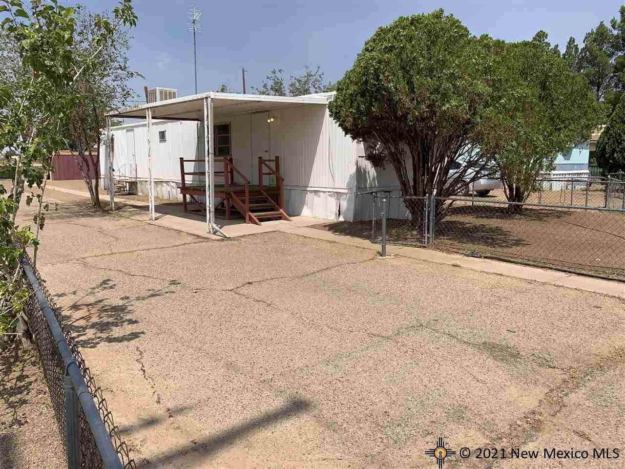 320 James St - Photo 1