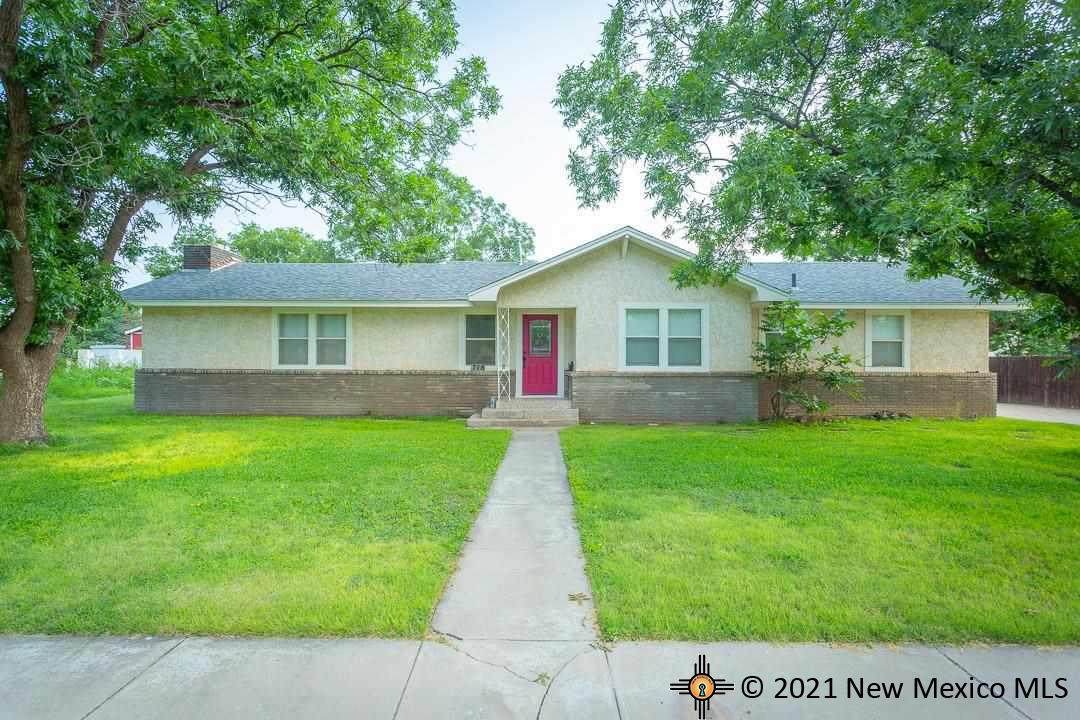718 Ave I - Photo 1