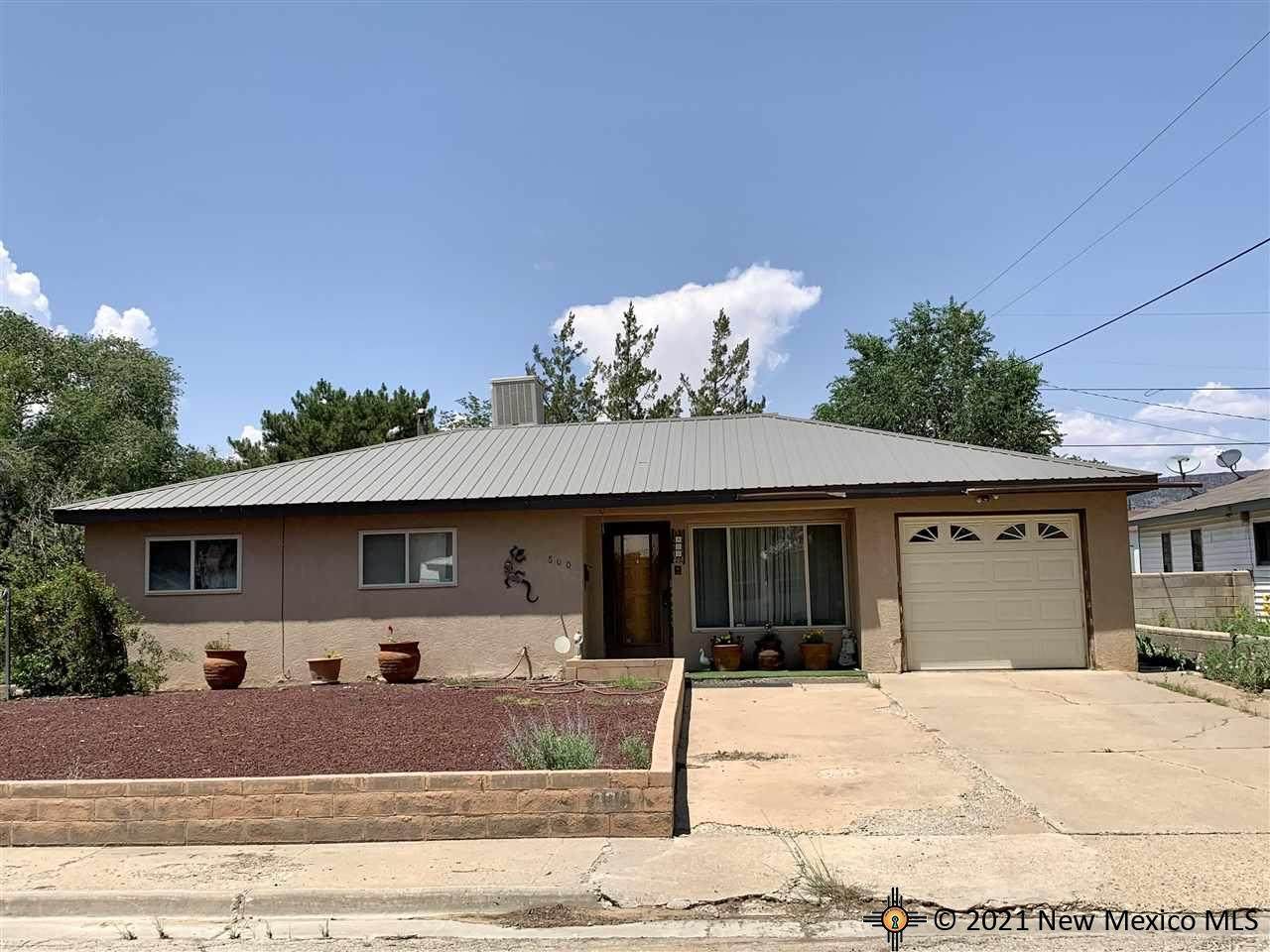 800 Houston - Photo 1