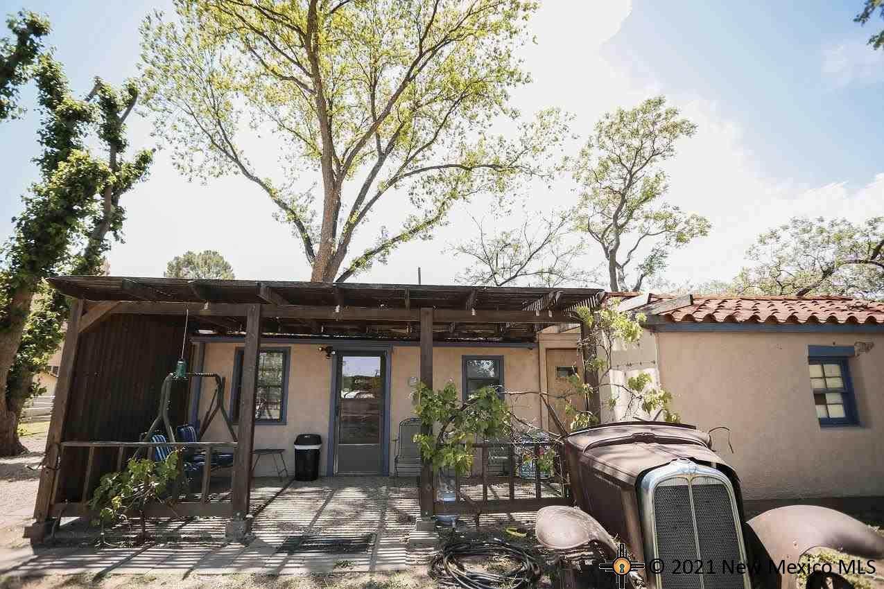 102 Riverside - Photo 1