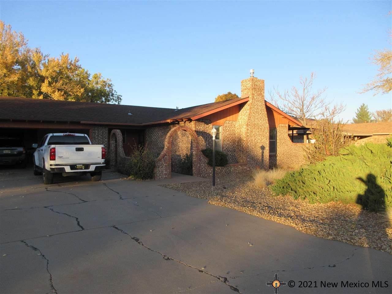 1216 Parkland Dr - Photo 1