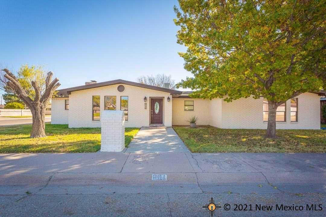 601 15th St - Photo 1