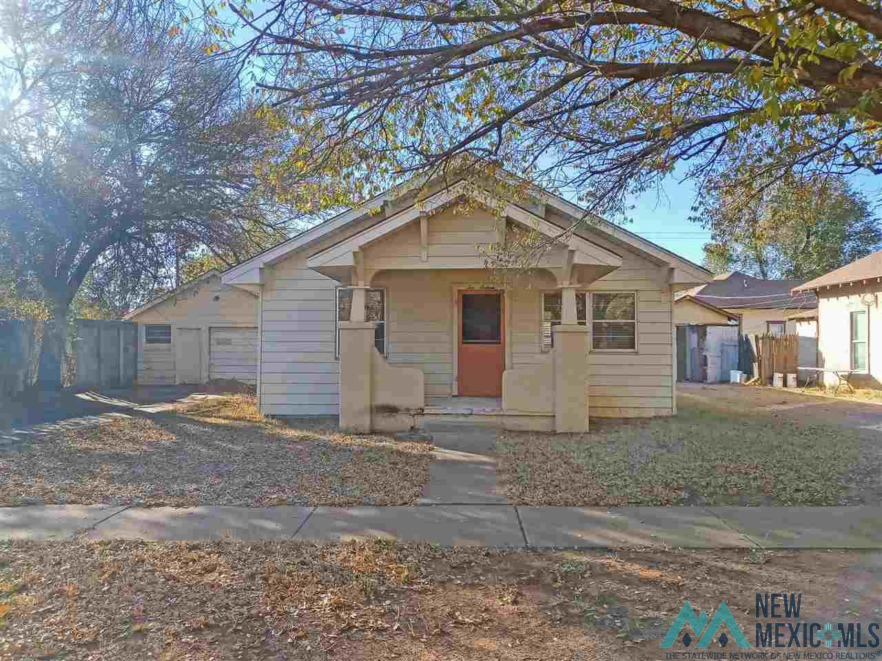 1016 Axtell - Photo 1