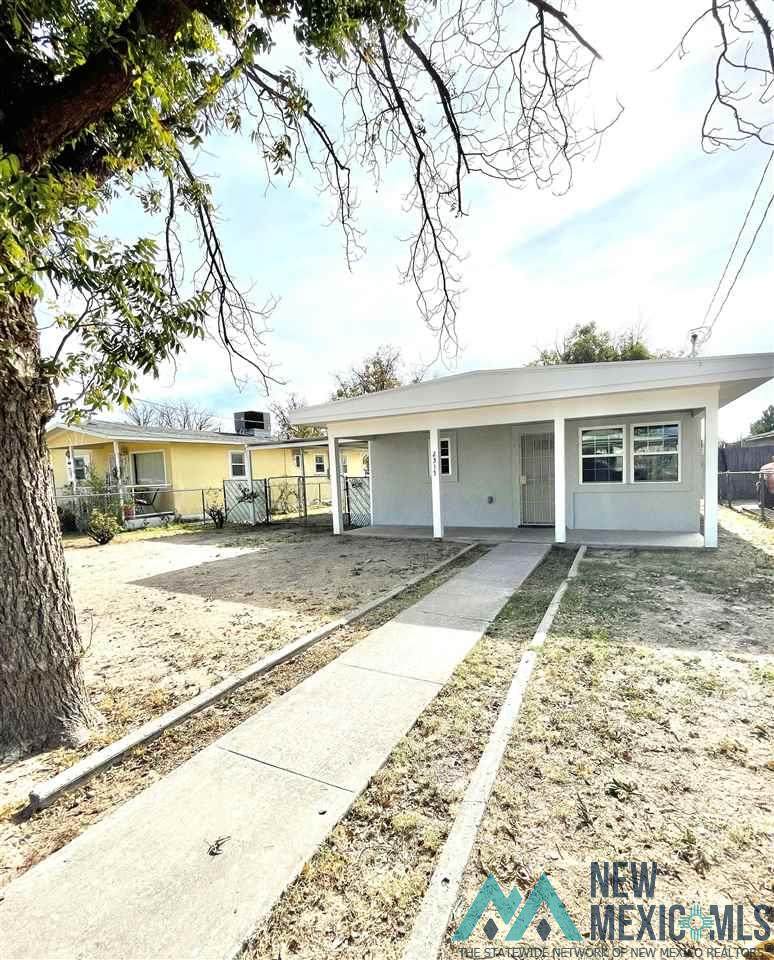 2315 Florida - Photo 1