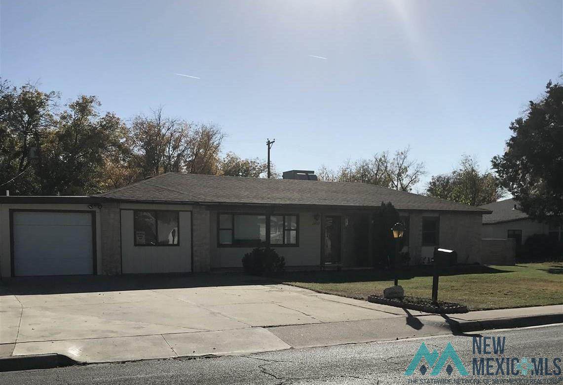 1417 Country Club - Photo 1