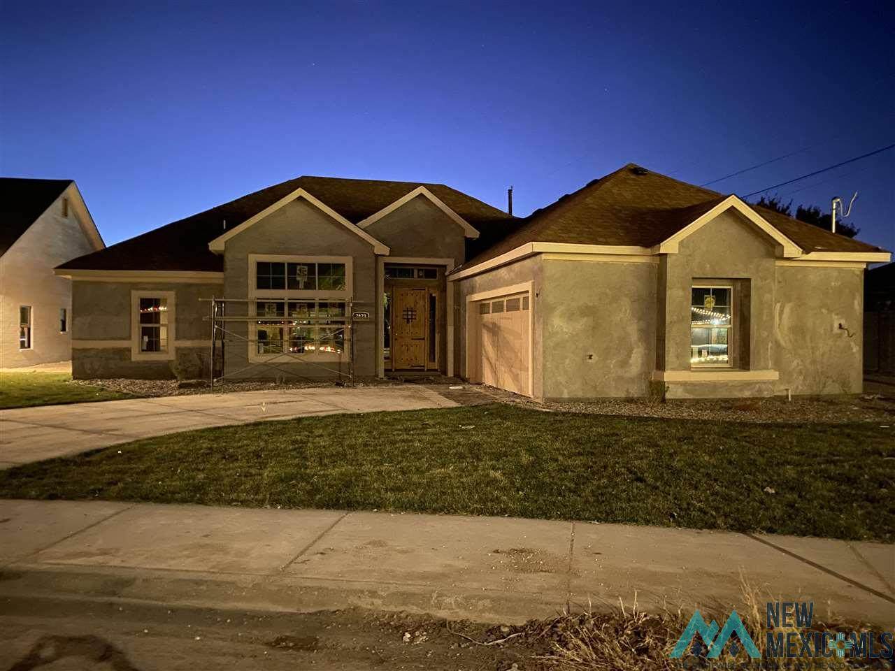 2623 Vista - Photo 1