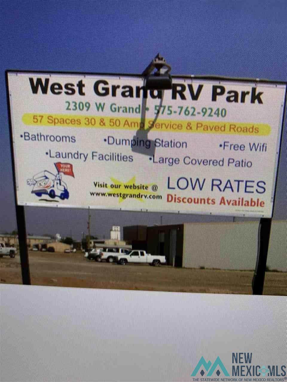 2309 Grand - Photo 1
