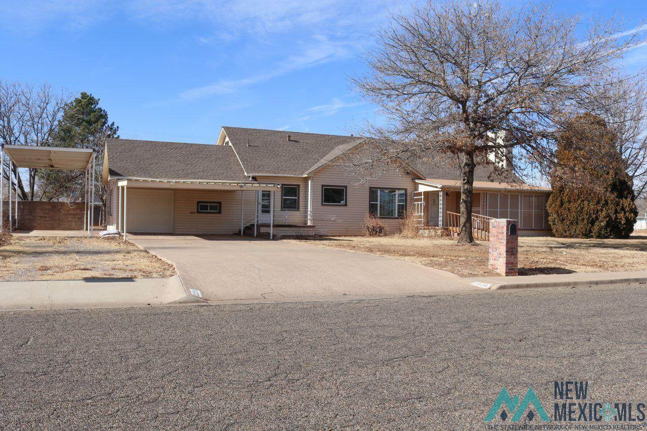 2320 Wallace - Photo 1