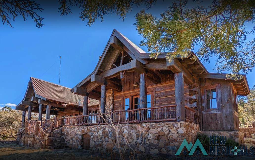 110 Homestead - Photo 1