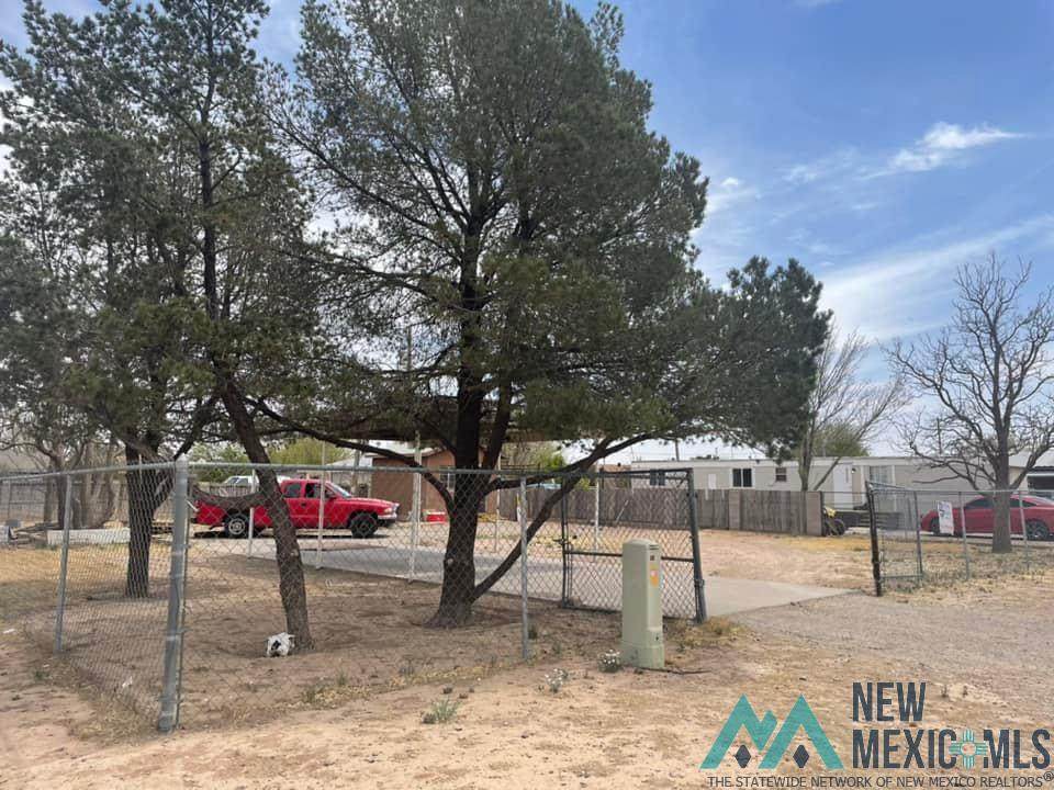 1601 Cahoon - Photo 1