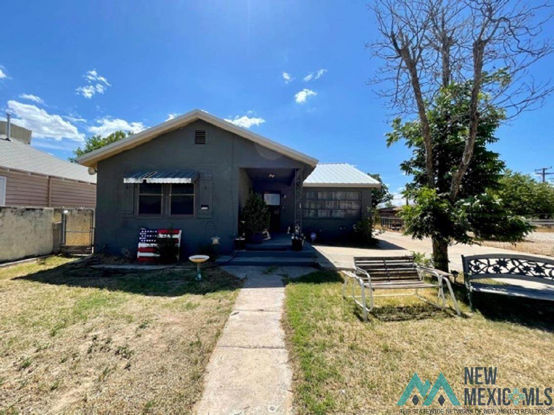 705 Alameda - Photo 1