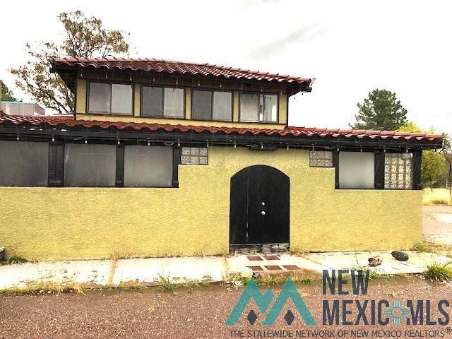210 Mesquite - Photo 1