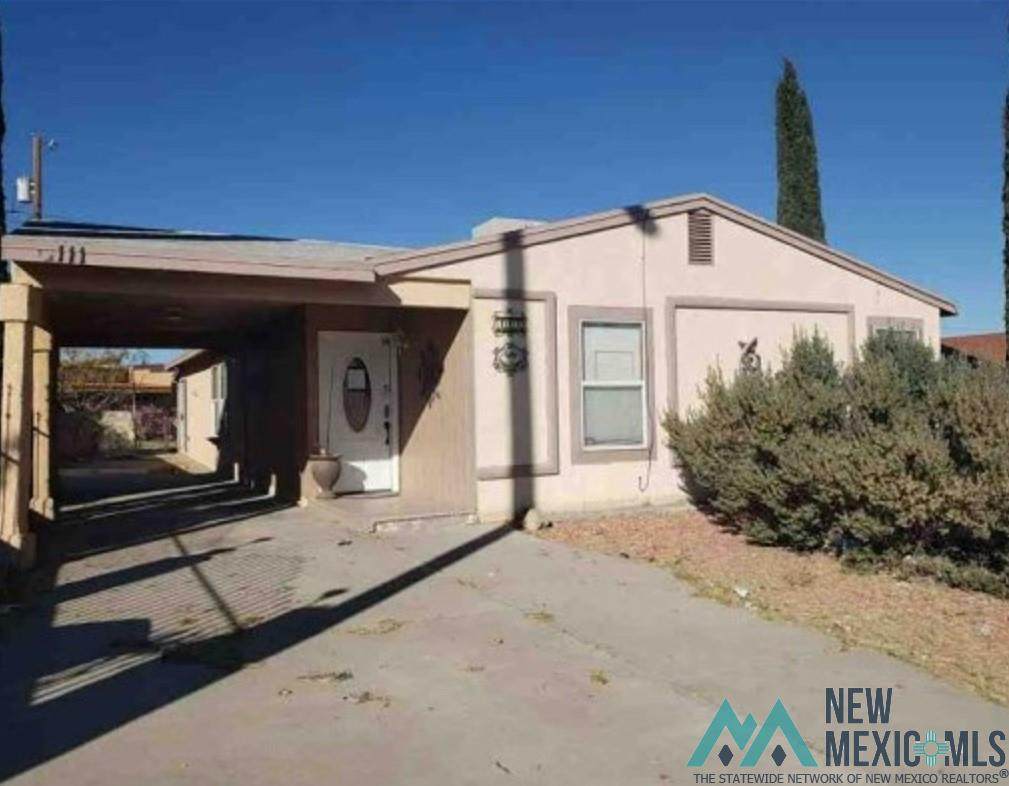 111 Desert Dr - Photo 1