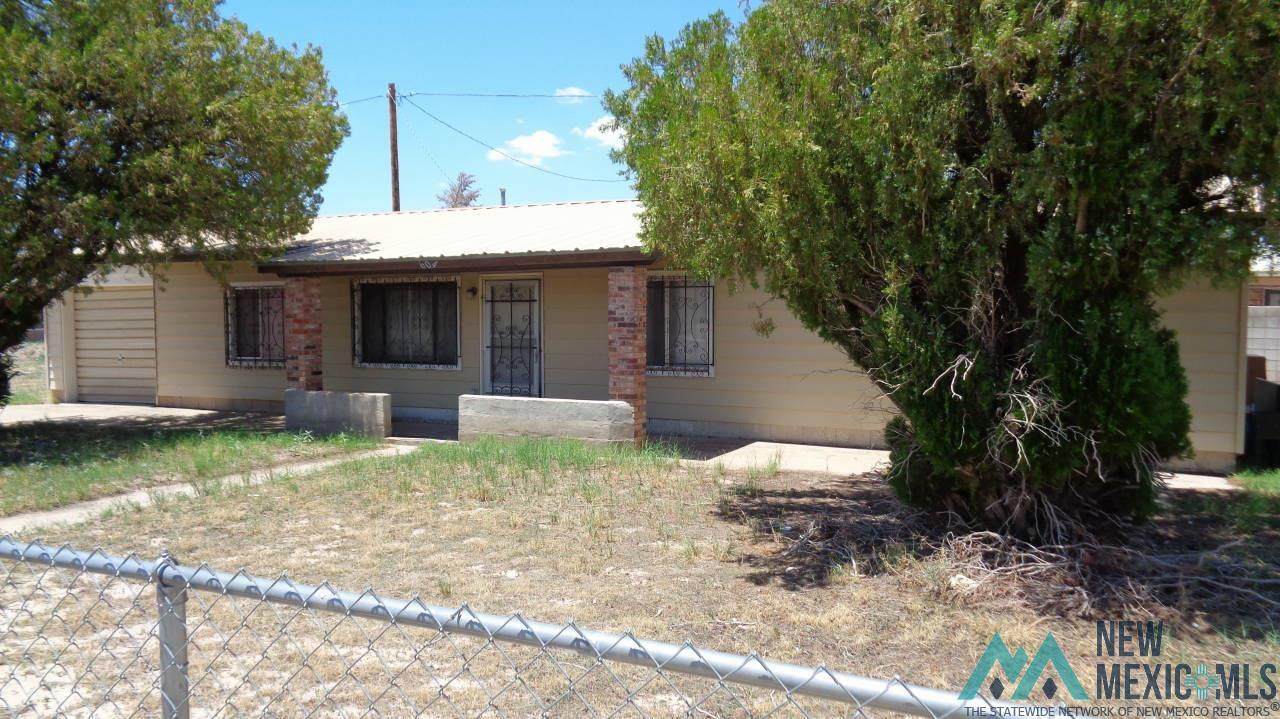 604 James - Photo 1
