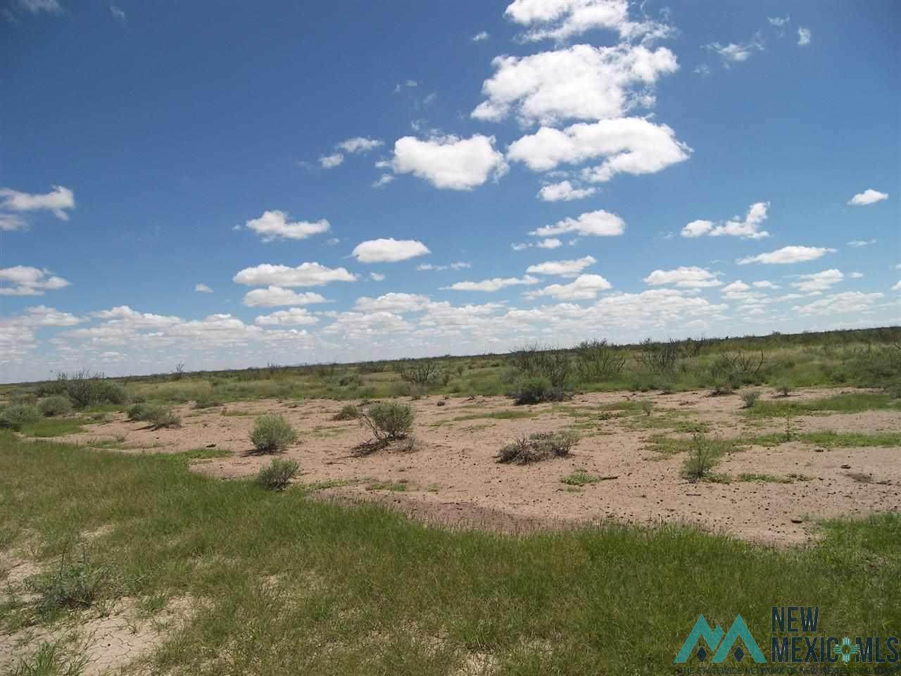 - Aurora Rd Ne - Photo 1