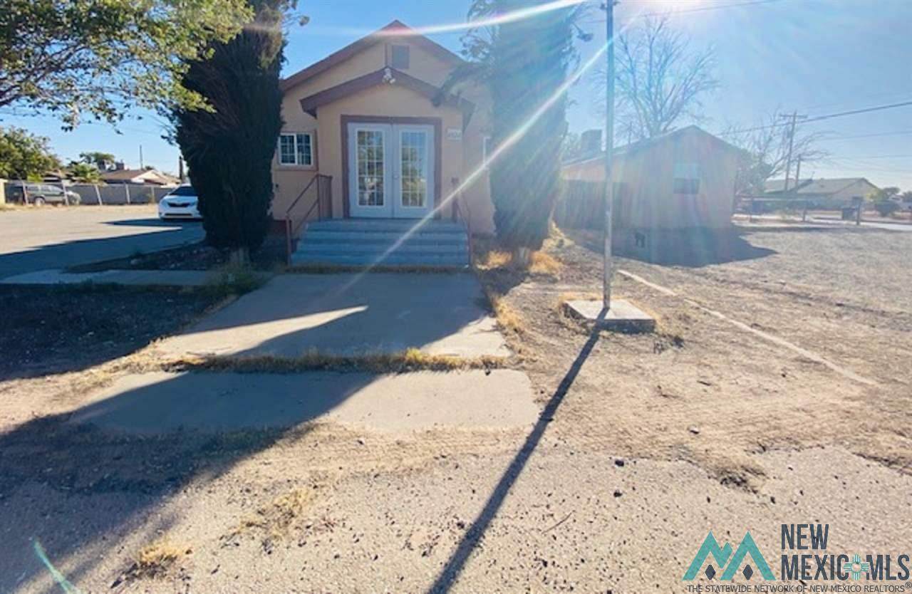 608 & 2322 Center Iris Street Avenue - Photo 1