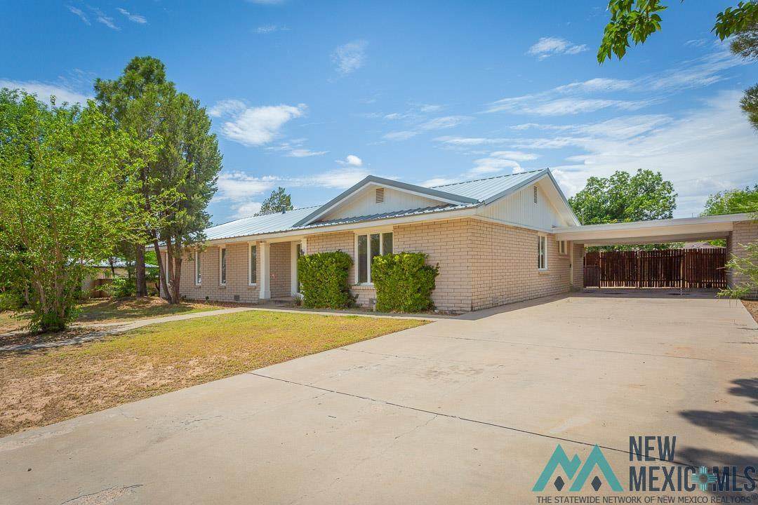 1006 De Bremond Drive - Photo 1