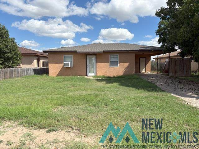 718 Avenue N - Photo 1